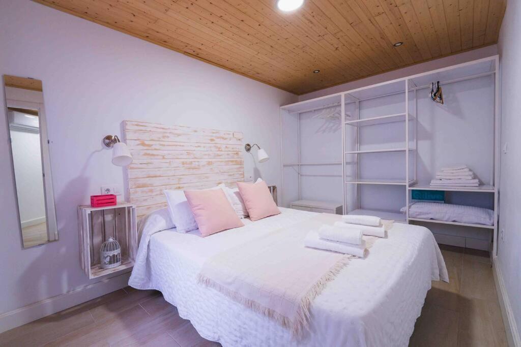 Apartamento En La Mejor Zona De Triana, Junto Al Puente Sevilla Bagian luar foto